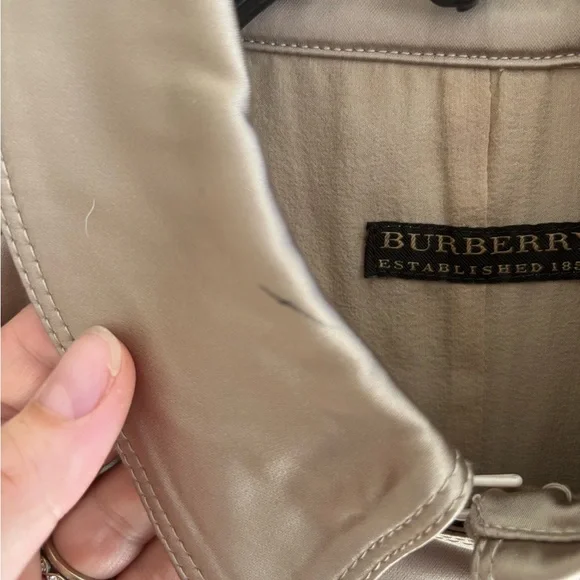 Burberry Beige Trench Coat Silk Lined Belted Made in Italy - Picture 5 of 7